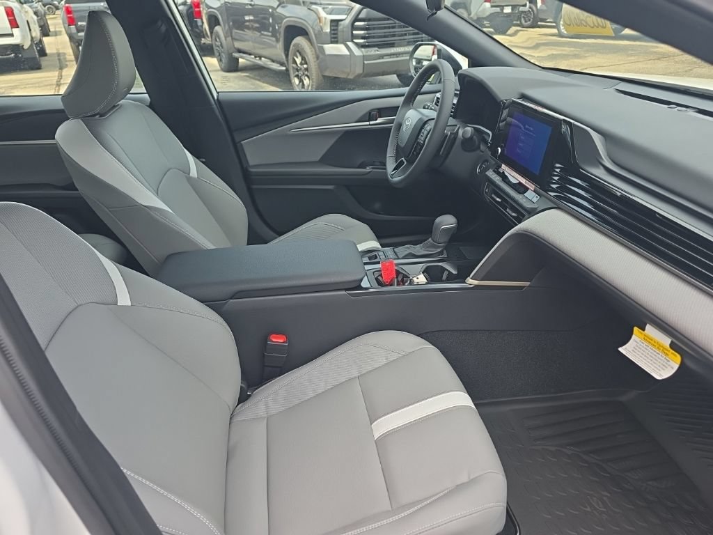 New 2026 Toyota Camry SE FWD image 8