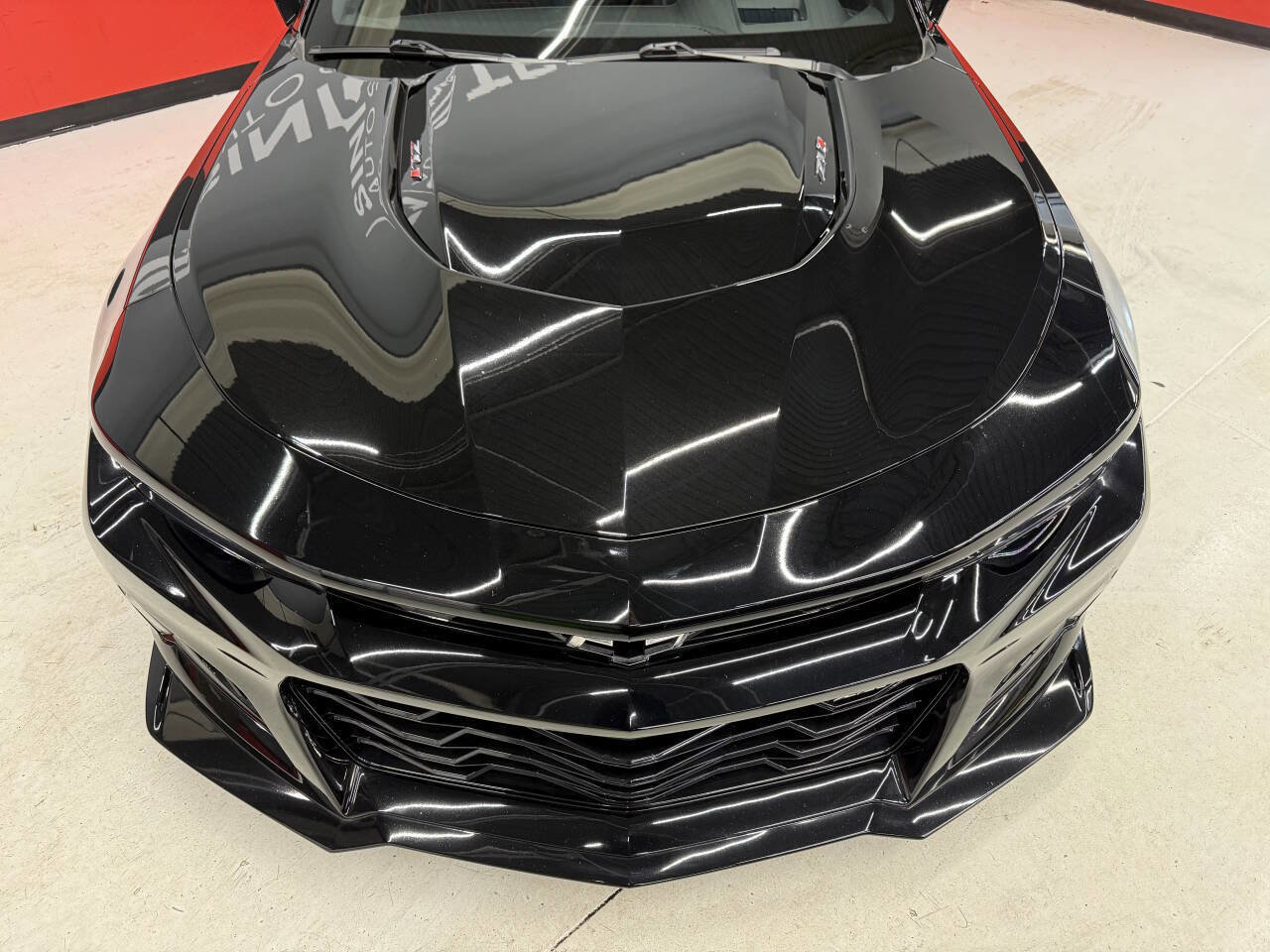 Used 2018 Chevrolet Camaro ZL1 image 6