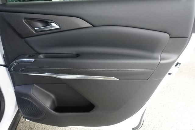 Used 2026 Chevrolet Traverse LT w/ Driver Confidence Package FWD image 24