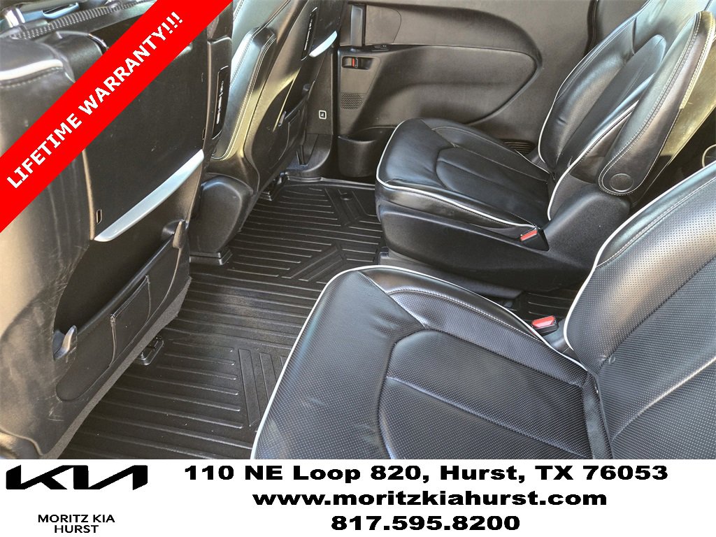 Used 2020 Chrysler Pacifica Limited w/ Advanced Safetytec Group image 29