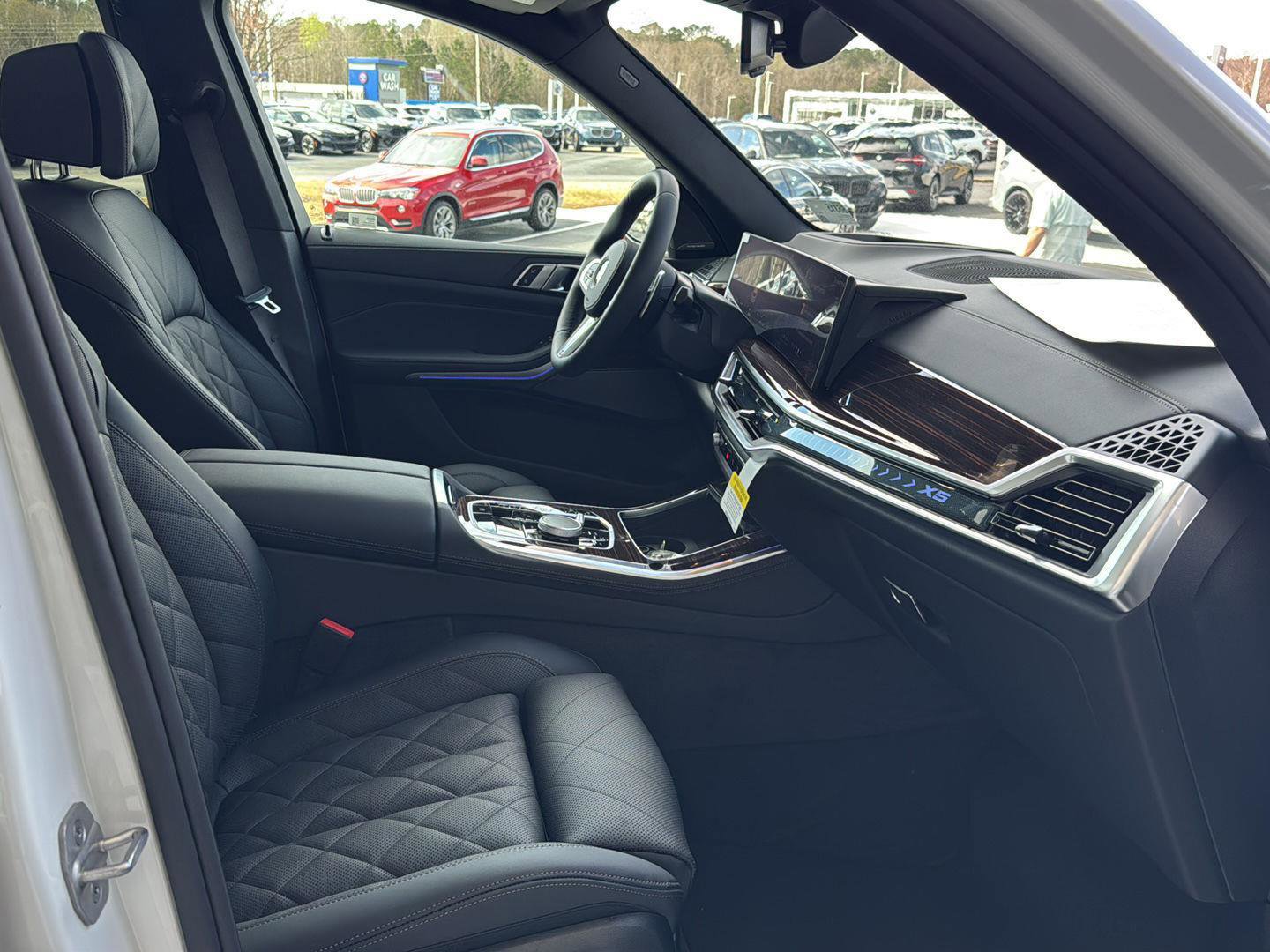 New 2026 BMW X5 sDrive40i image 11