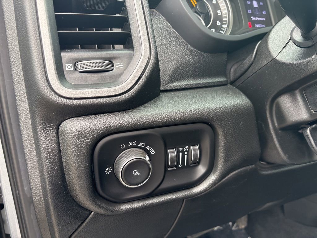 Used 2020 RAM 2500 Tradesman image 12