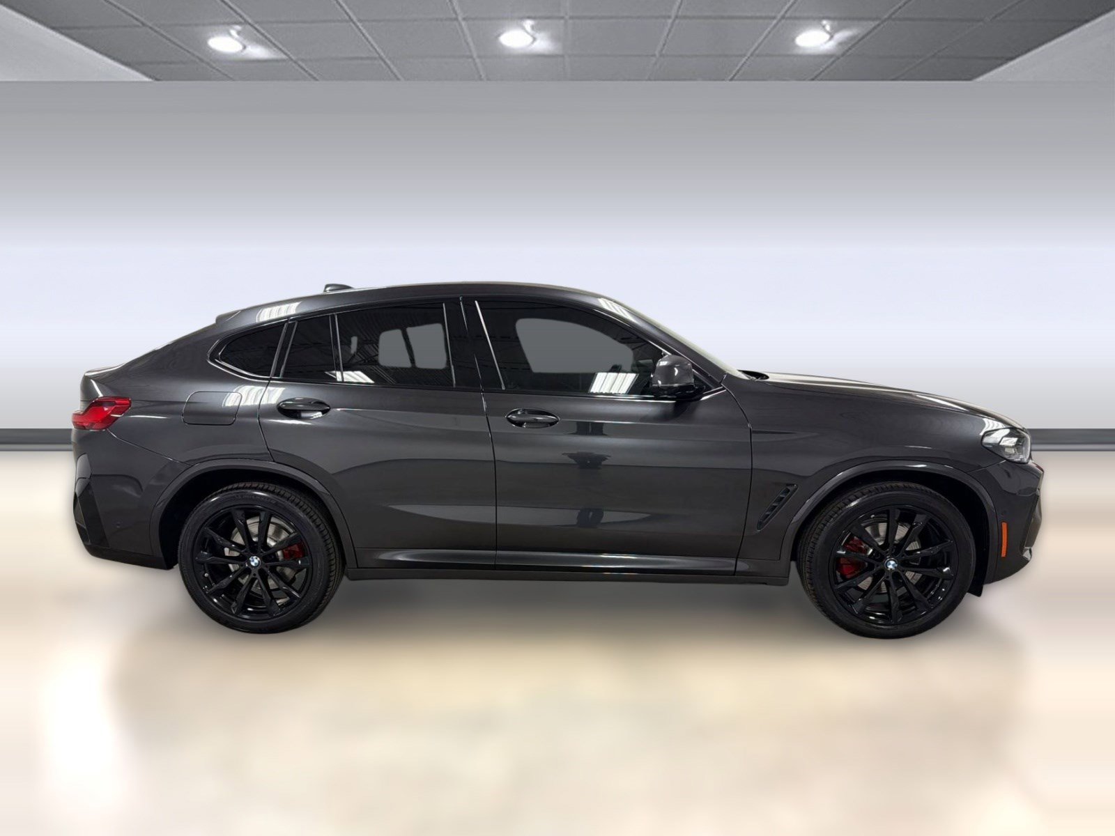 Certified 2024 BMW X4 xDrive30i w/ Premium Package image 7