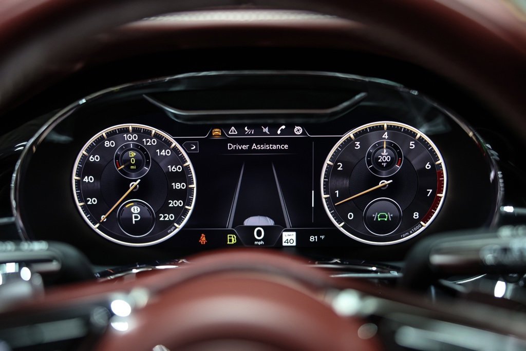 Used 2020 Bentley Flying Spur W12 image 45