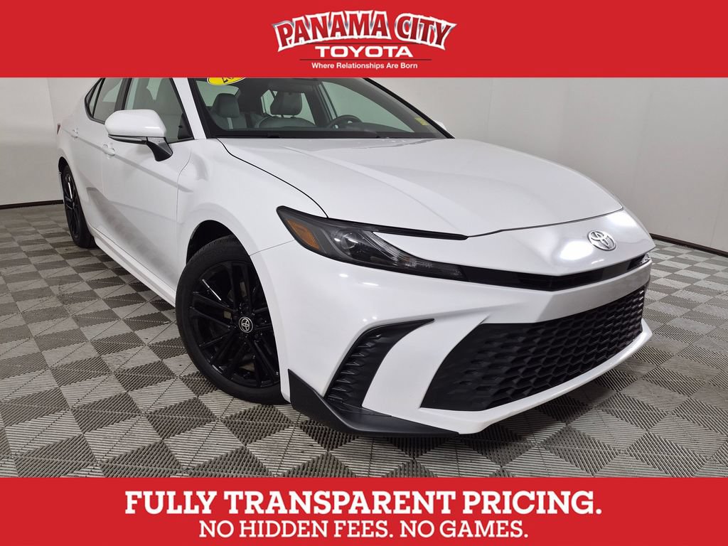 Used 2025 Toyota Camry SE FWD video 1