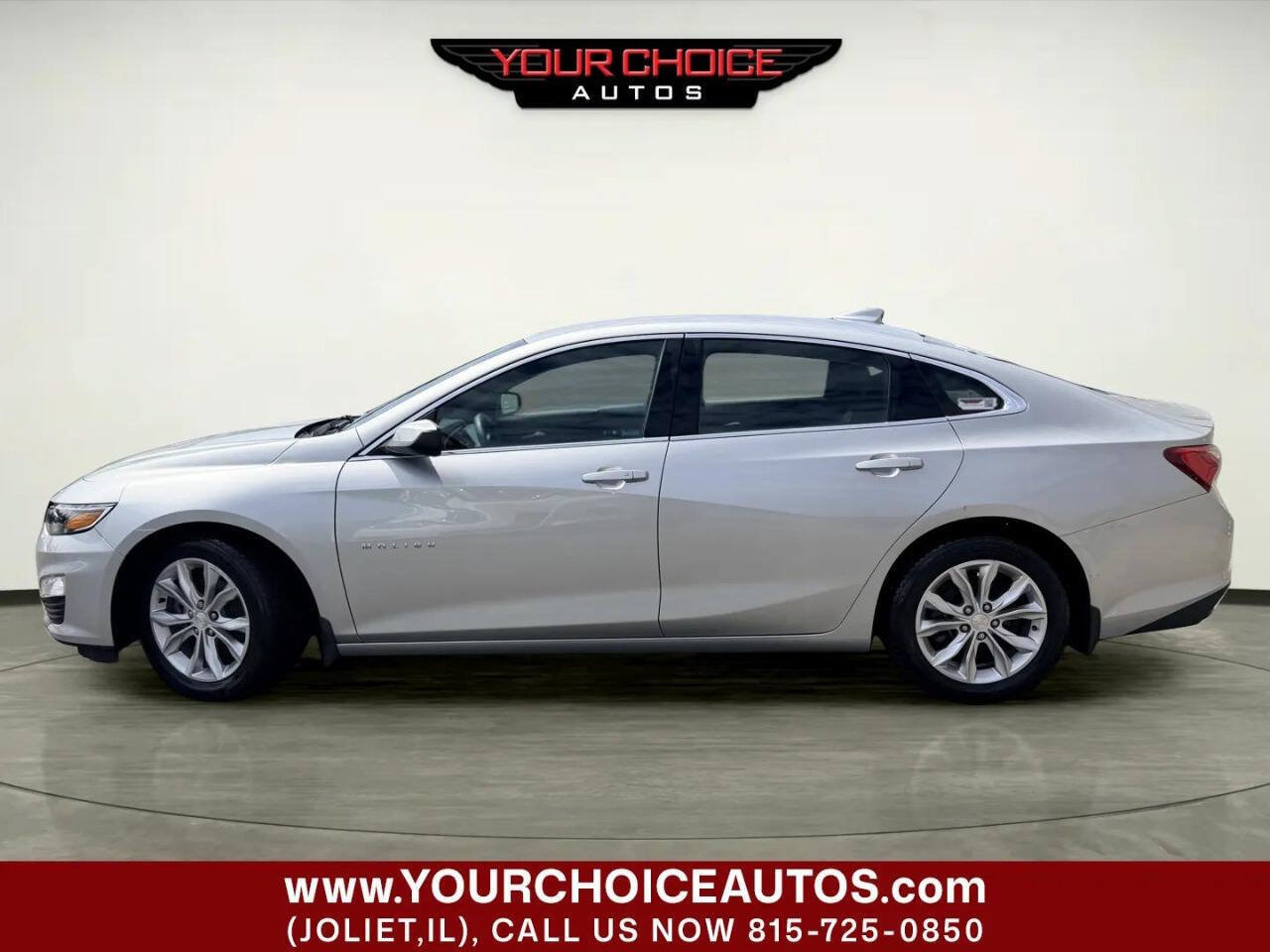 Used 2019 Chevrolet Malibu LT FWD image 2