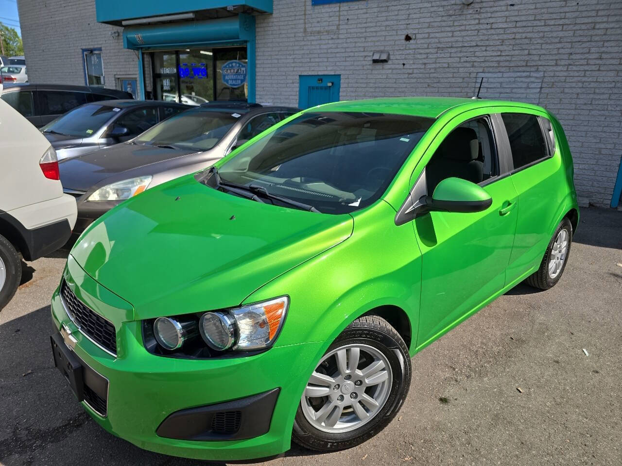 Used 2016 Chevrolet Sonic LT FWD image 4