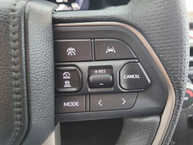 New 2026 Toyota 4Runner TRD Off-Road Premium AWD/4WD image 25