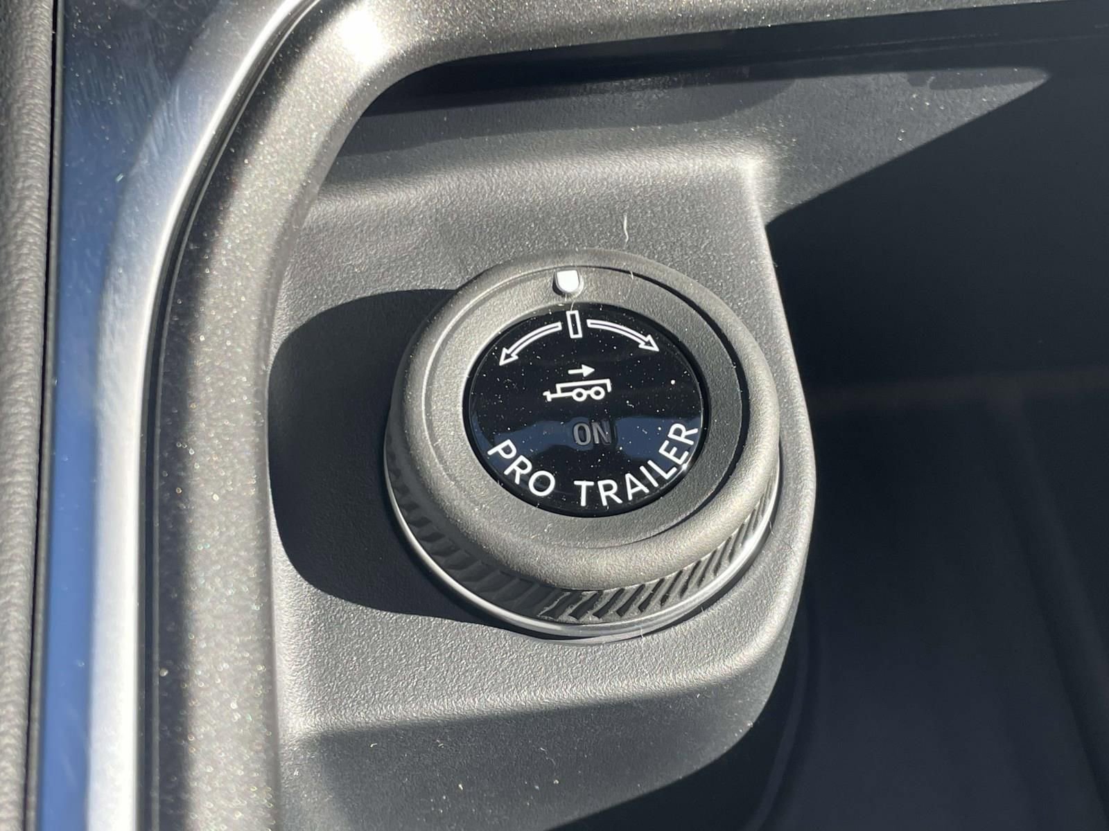 New 2026 Ford Expedition Platinum w/ Driver's Package image 14