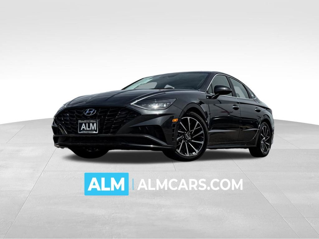 Used 2021 Hyundai Sonata Limited w/ Winter Weather Package FWD image 1