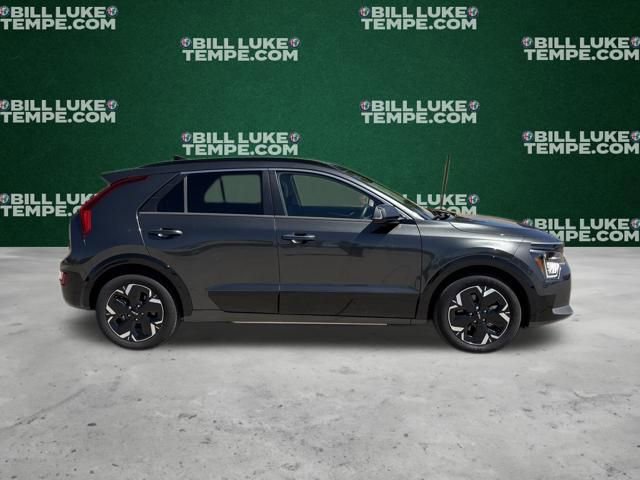 Used 2023 Kia Niro Wave FWD image 4