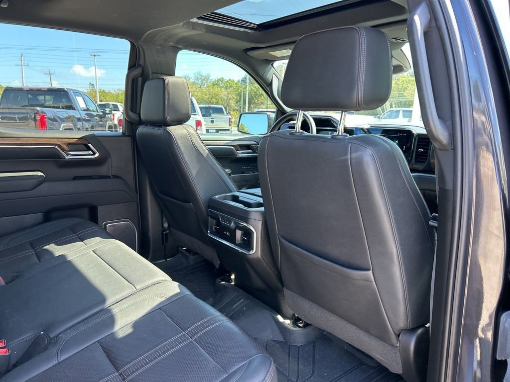 Used 2023 Chevrolet Silverado 1500 High Country w/ High Country Premium Package image 50