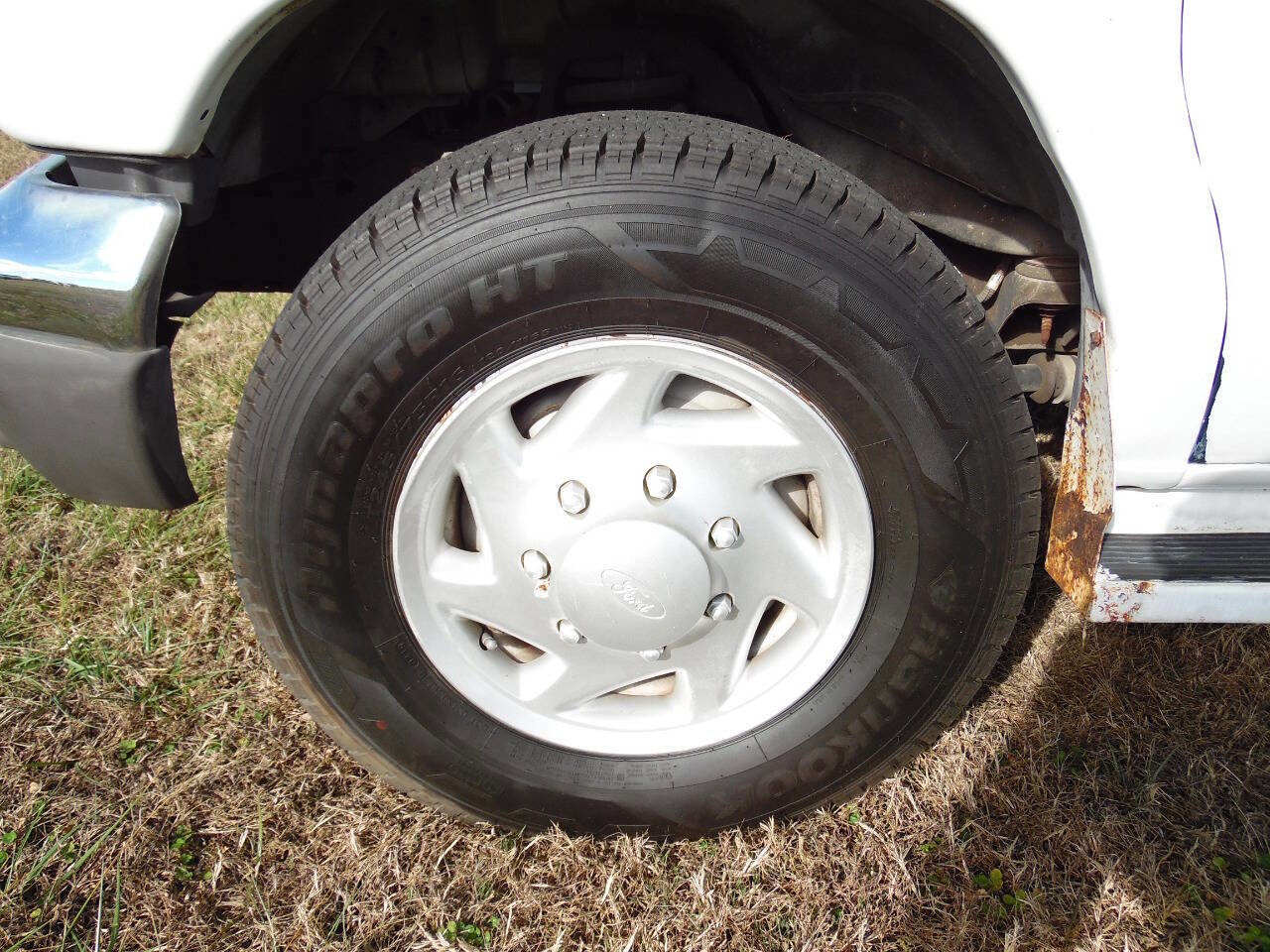 Used 2004 Ford E-250 and Econoline 250 Extended image 39