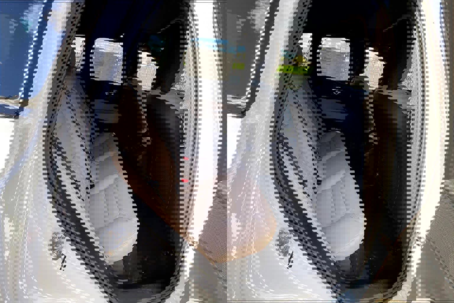 New 2026 Volvo XC60 B5 Plus w/ Protection Package Premier image 27