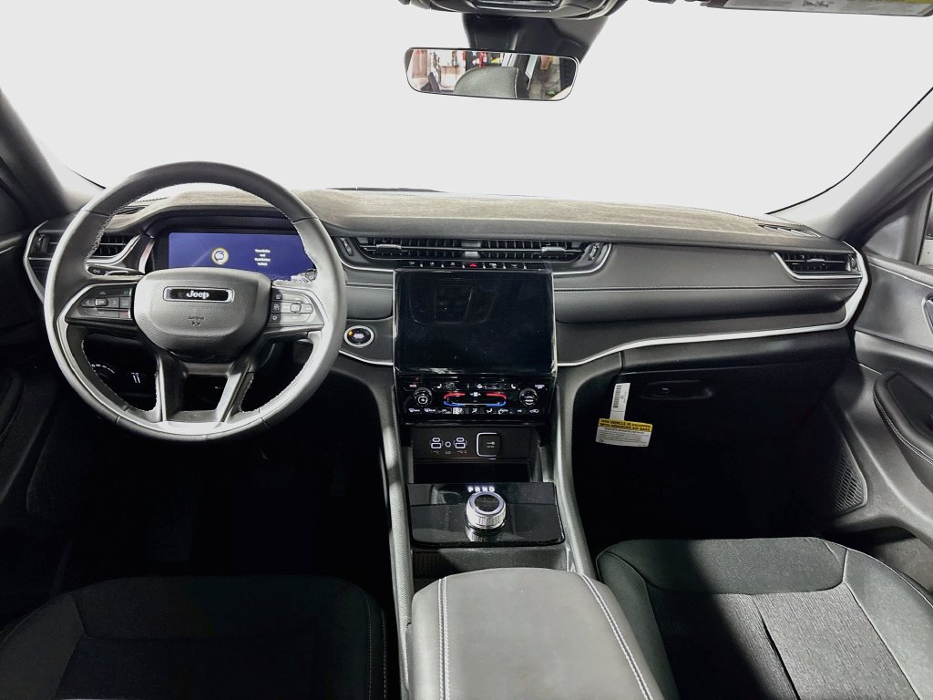 New 2027 Jeep Grand Cherokee Laredo X AWD/4WD image 21