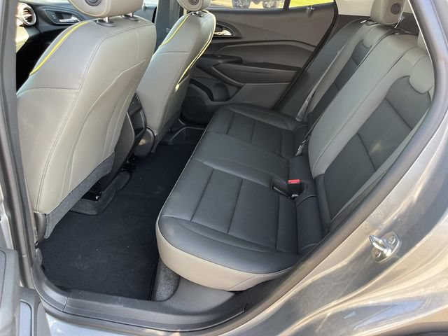 Certified 2024 Chevrolet Trax ACTIV w/ Sunroof Package FWD image 19