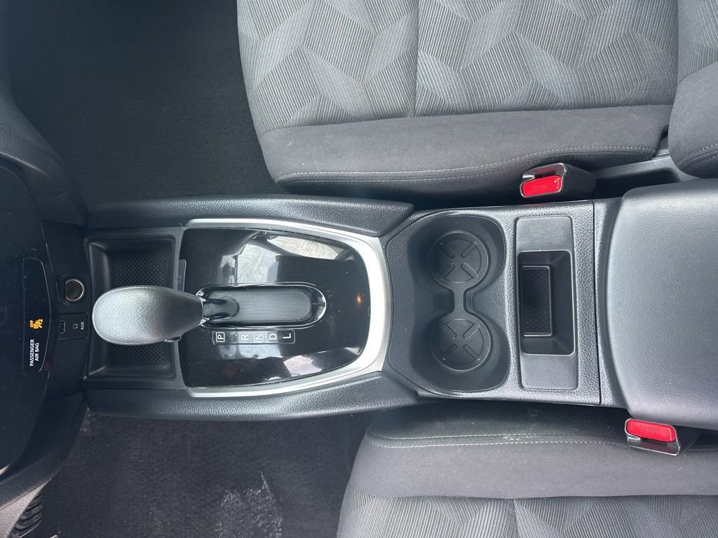 Used 2016 Nissan Rogue S image 27