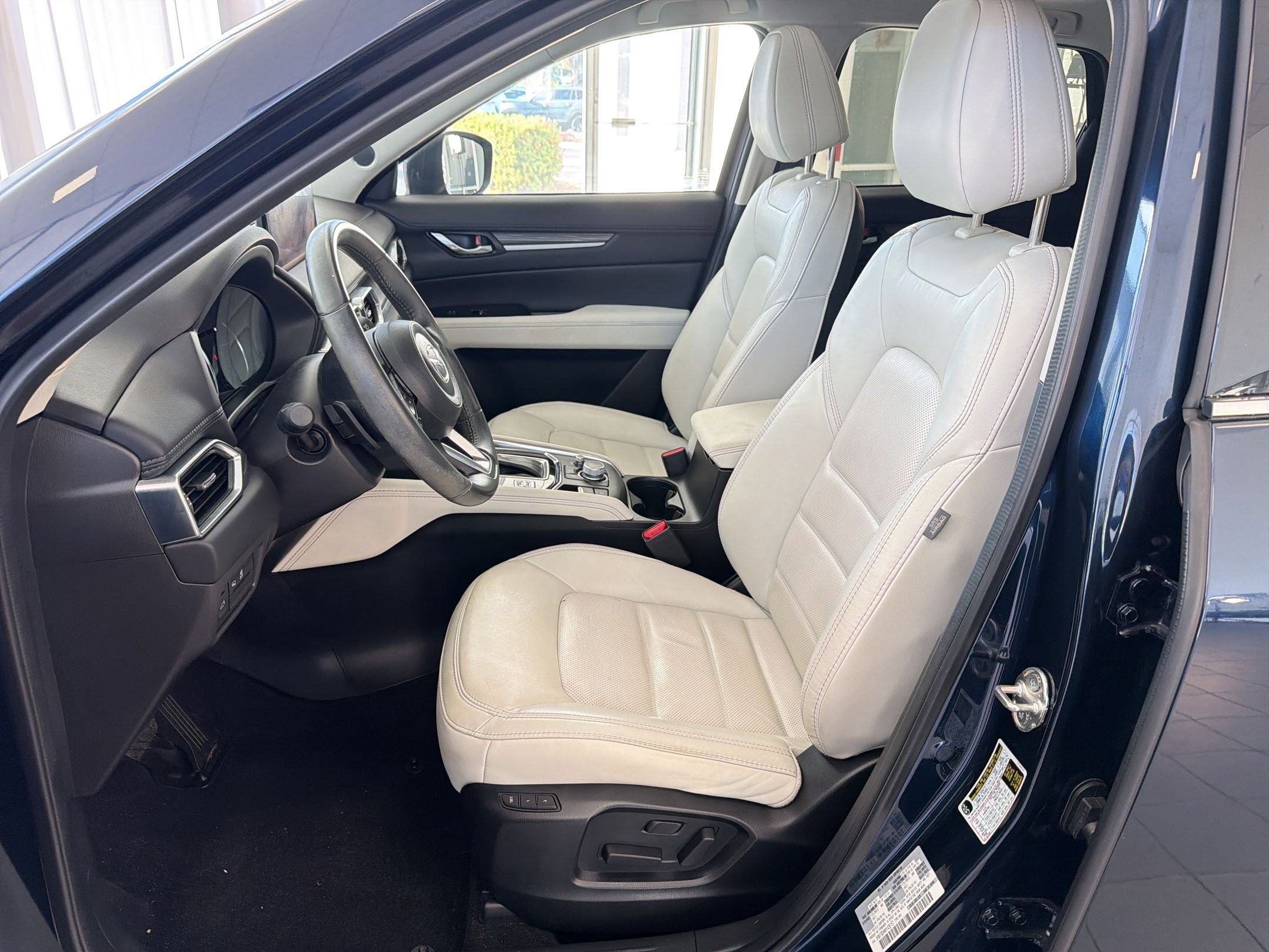 Used 2021 MAZDA CX-5 Grand Touring AWD/4WD image 5