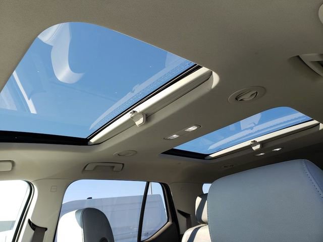 Used 2018 Chevrolet Traverse Premier image 27