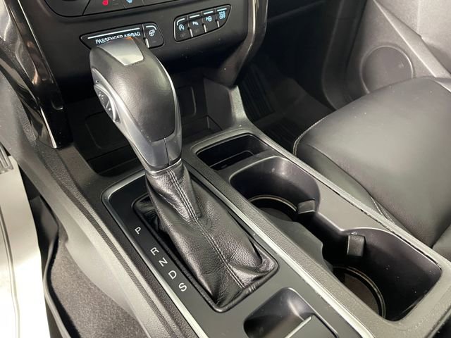 Used 2019 Ford Escape Titanium image 9