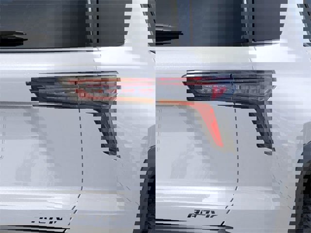 New 2026 Chevrolet Equinox ACTIV w/ Convenience Package III image 11