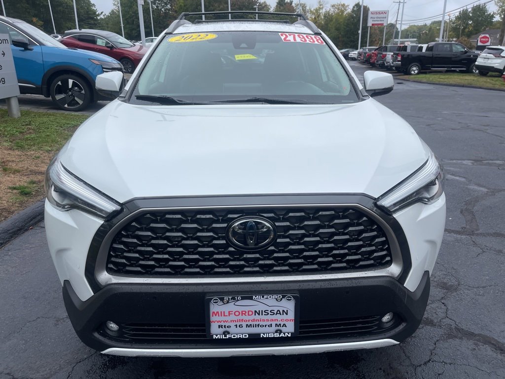 Used 2022 Toyota Corolla Cross XLE w/ Convenience Package image 7