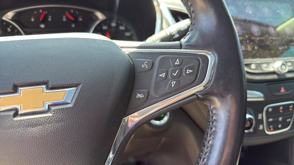 Used 2020 Chevrolet Equinox Premier AWD/4WD image 24