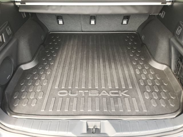 Used 2024 Subaru Outback Onyx Edition AWD/4WD image 47