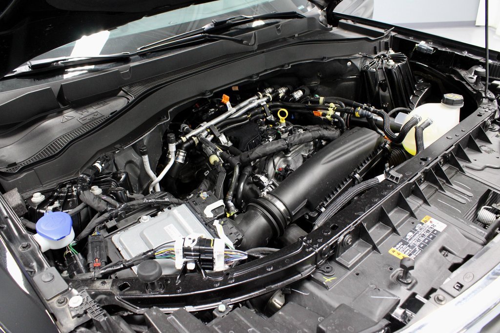 Certified 2025 Ford Explorer Active image 19