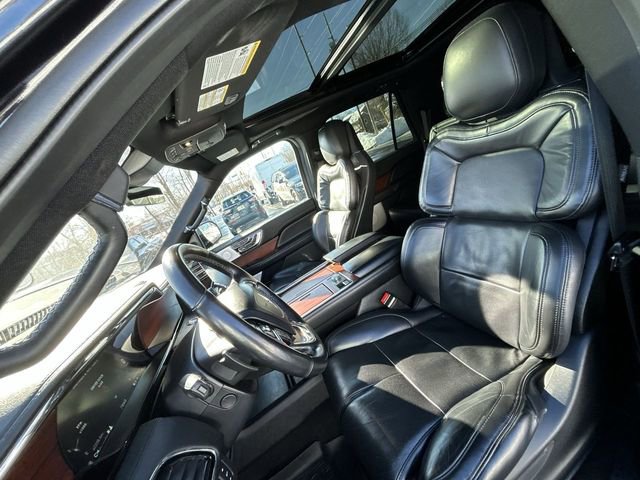 Used 2020 Lincoln Navigator L Reserve w/ Luxury Package image 15