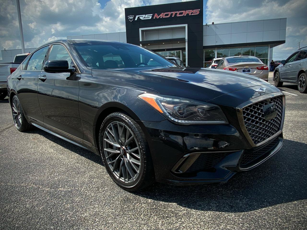 Used 2019 Genesis G80 3.3T Sport RWD image 2