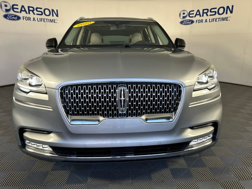 Used 2020 Lincoln Aviator Reserve w/ Equipment Group 202A AWD/4WD image 2
