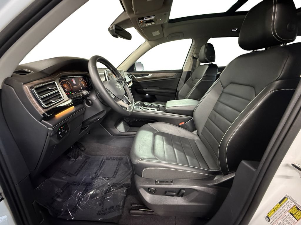 Used 2024 Volkswagen Atlas SEL AWD/4WD image 9