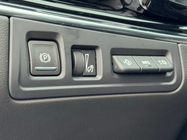 New 2025 Cadillac XT6 Premium Luxury w/ Technology Package image 22