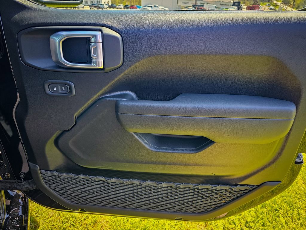 New 2026 Jeep Wrangler Unlimited Sport AWD/4WD image 37