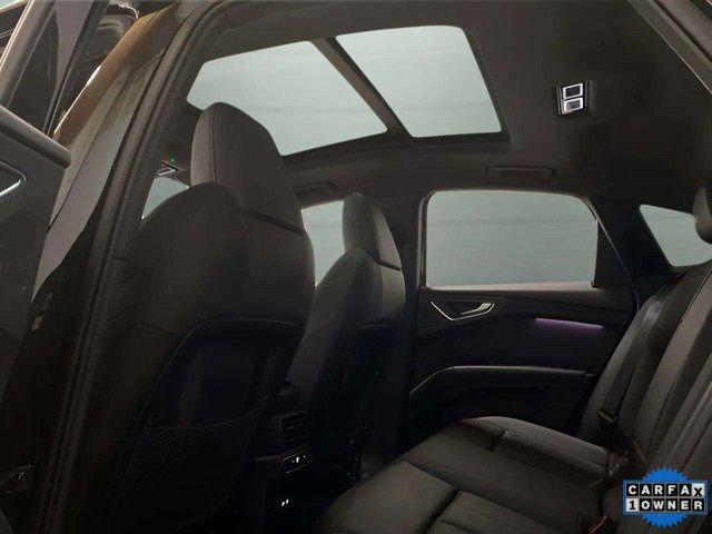 Used 2024 Audi Q4 e-tron Premium Plus w/ Premium Plus image 28