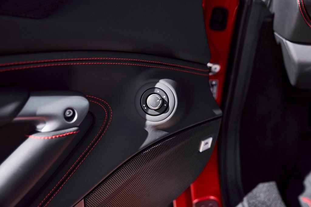 Used 2022 Ferrari F8 Tributo image 40