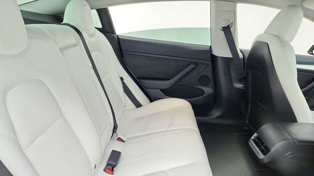 Used 2023 Tesla Model 3 Performance image 25