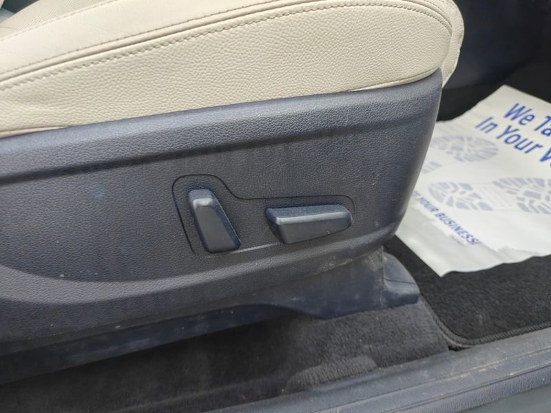 Used 2022 Hyundai Palisade SEL w/ Premium Package image 27