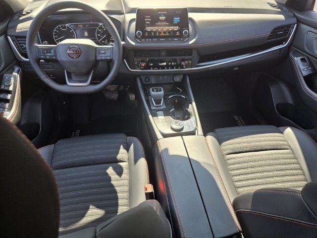 New 2026 Nissan Rogue SV AWD/4WD image 10