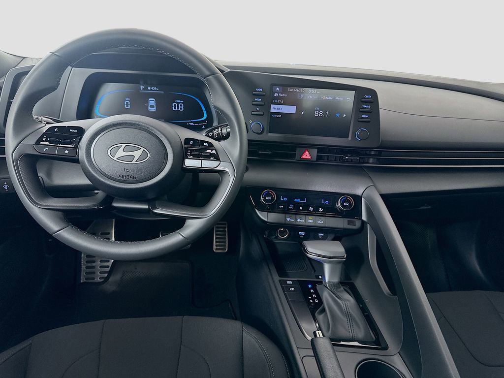 New 2026 Hyundai Elantra Sport image 17
