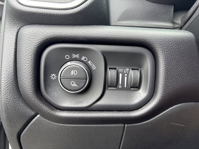 Used 2024 RAM 3500 Laramie image 34