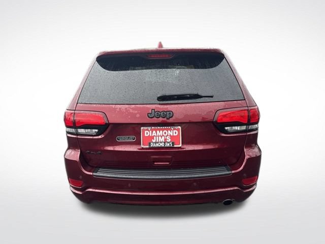 Used 2021 Jeep Grand Cherokee Laredo X AWD/4WD image 4