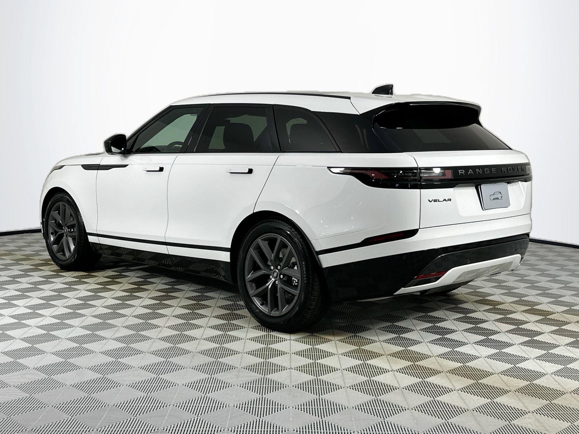 Used 2026 Land Rover Range Rover Velar Dynamic SE image 7