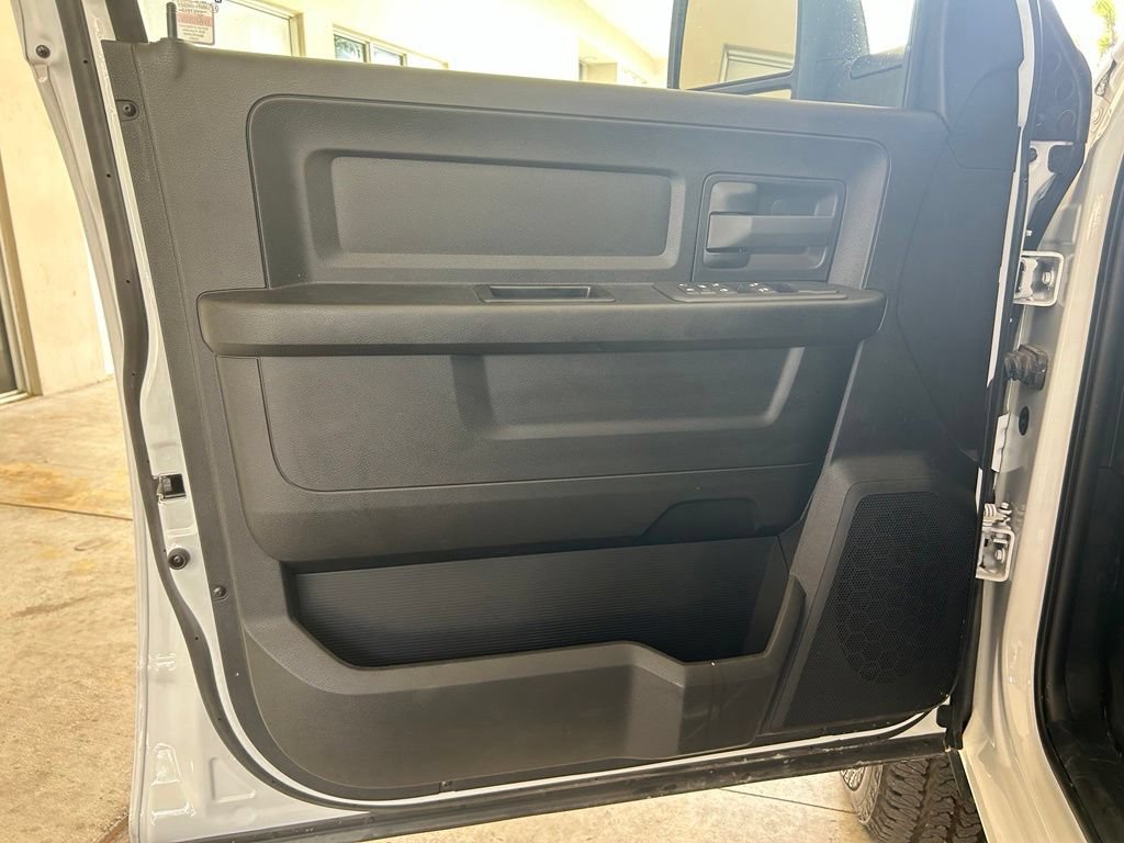 Used 2025 RAM 3500 Tradesman w/ Bed Convenience Group AWD/4WD image 36