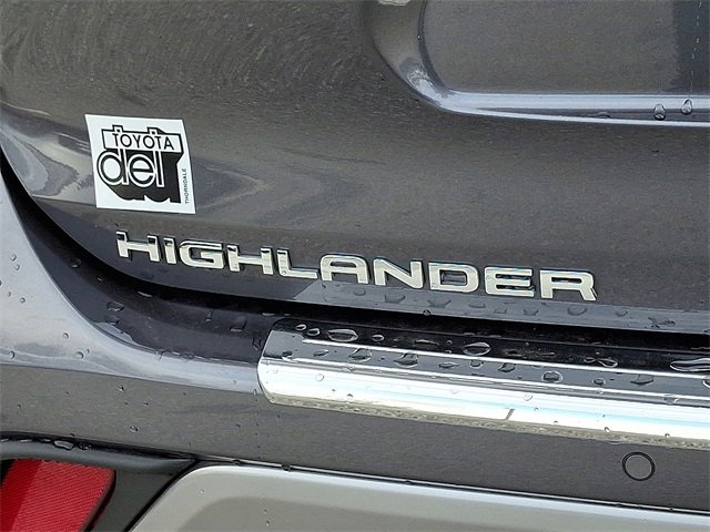 Used 2023 Toyota Highlander Platinum image 33