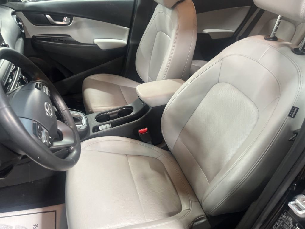 Used 2023 Hyundai Kona Limited image 7