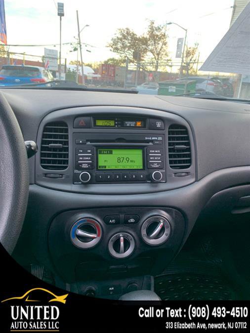 Used 2008 Hyundai Accent GS image 14