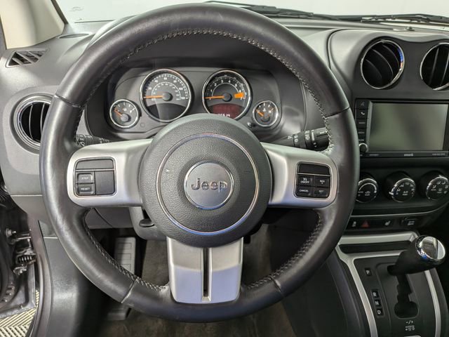 Used 2017 Jeep Compass High Altitude AWD/4WD image 15