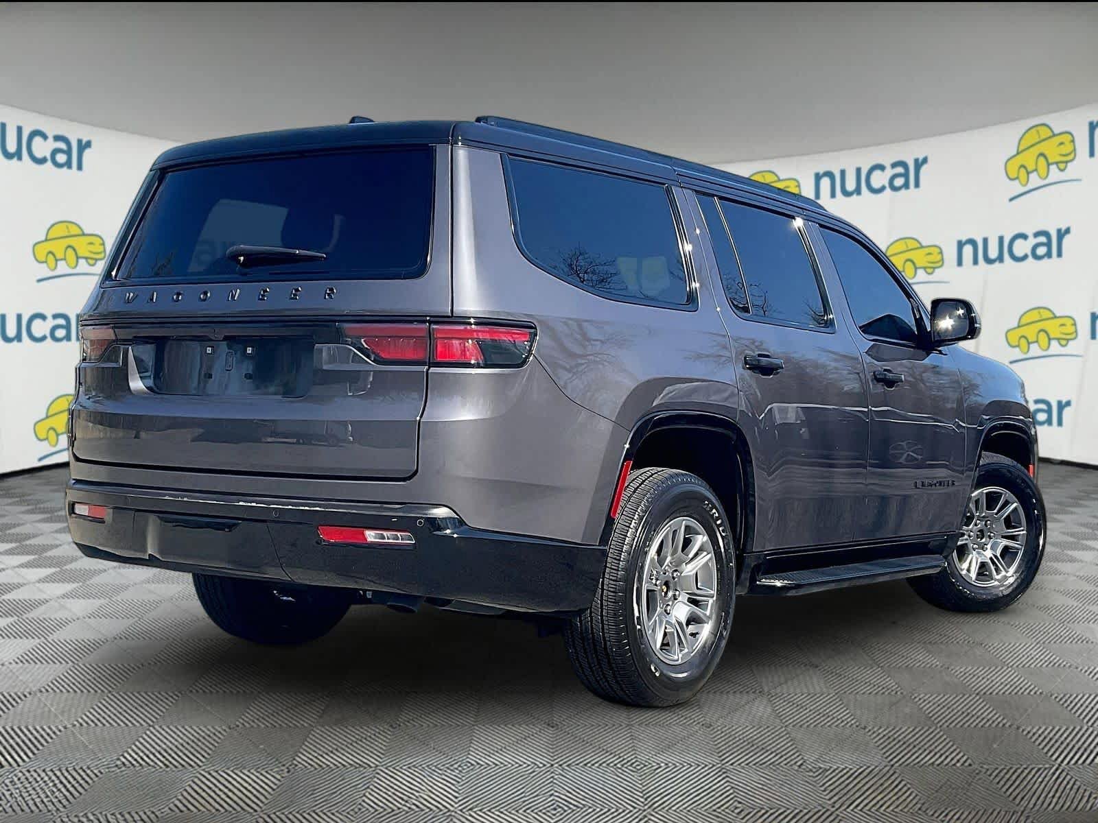 Used 2024 Jeep Wagoneer 4WD image 6